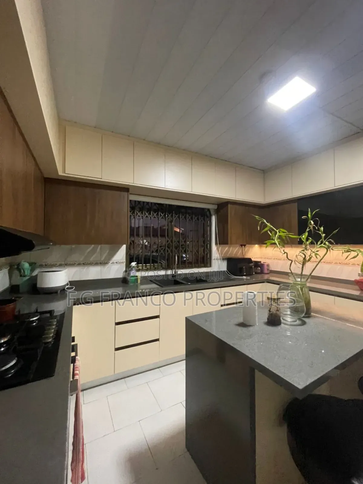 3bdrm House in Kg Franco Properties, Spintex for sale