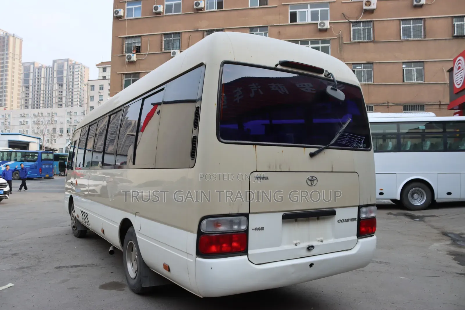 Toyota Coaster 2014