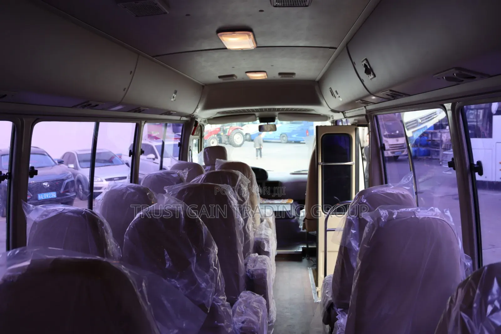 Toyota Coaster 2014