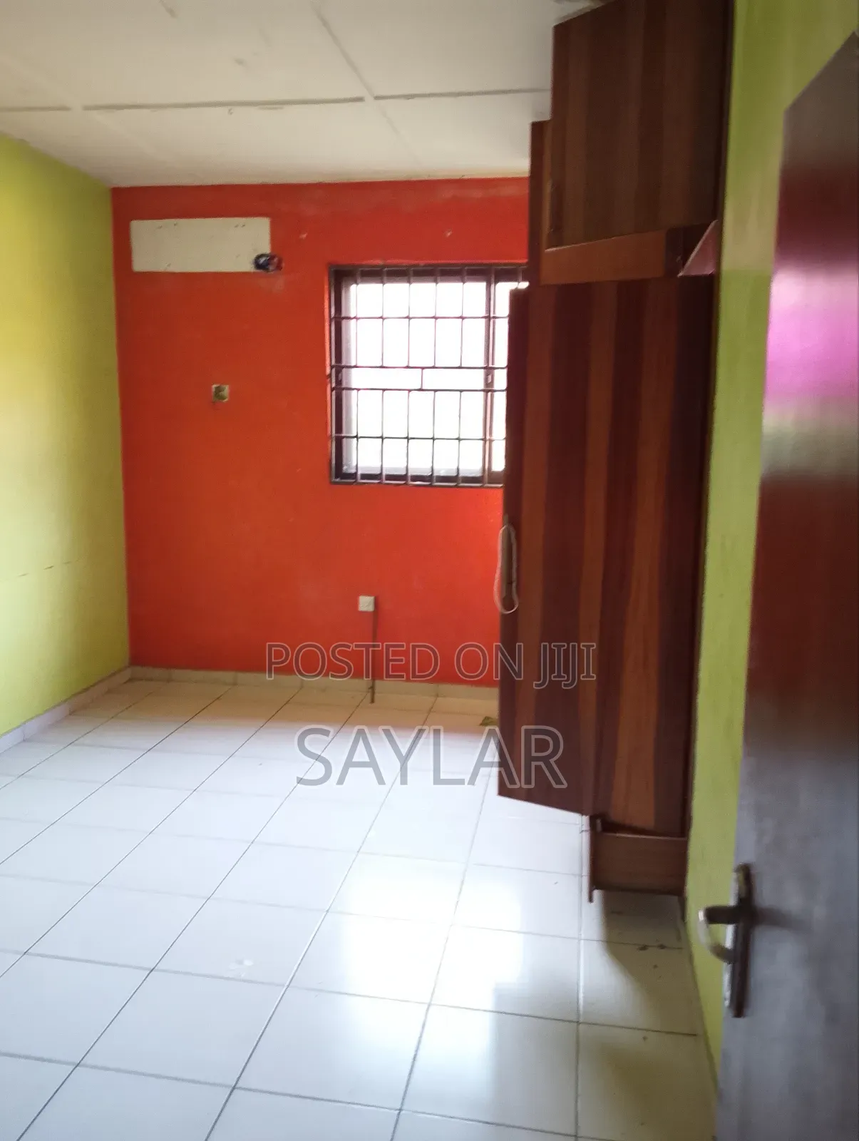 6bdrm House in Tema Metropolitan for sale