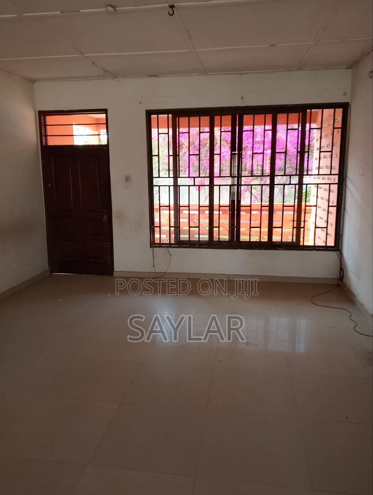 6bdrm House in Tema Metropolitan for sale