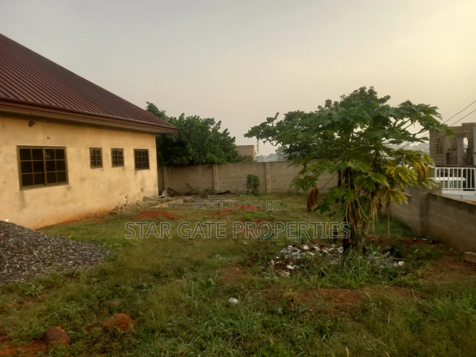 3bdrm House in Ejisu Saapeh, Onwe. for sale