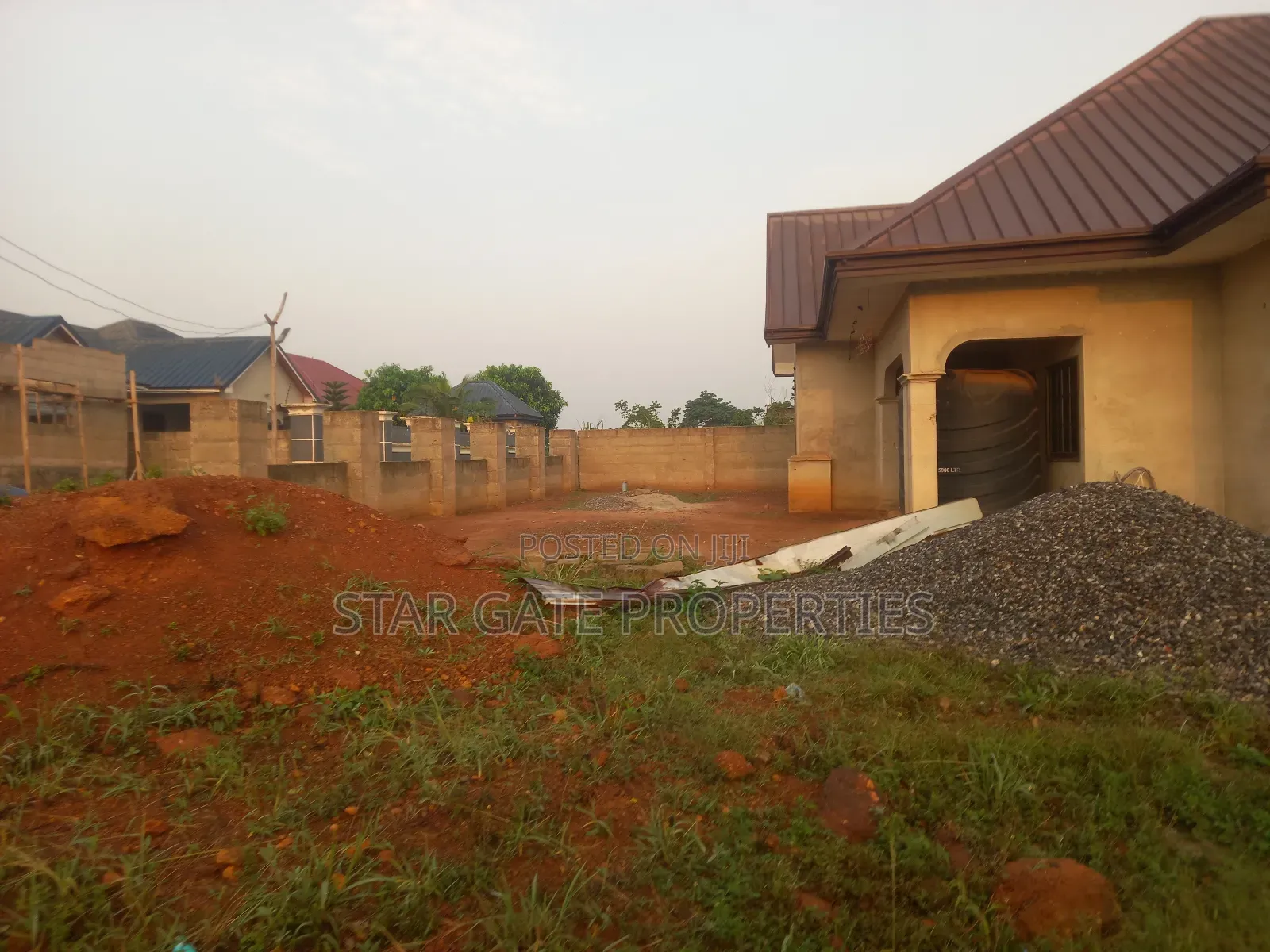3bdrm House in Ejisu Saapeh, Onwe. for sale