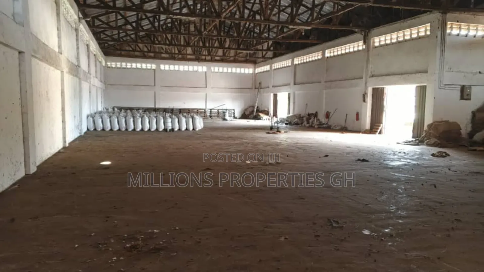Warehouse 4rent 700sqm Ahafo Goaso