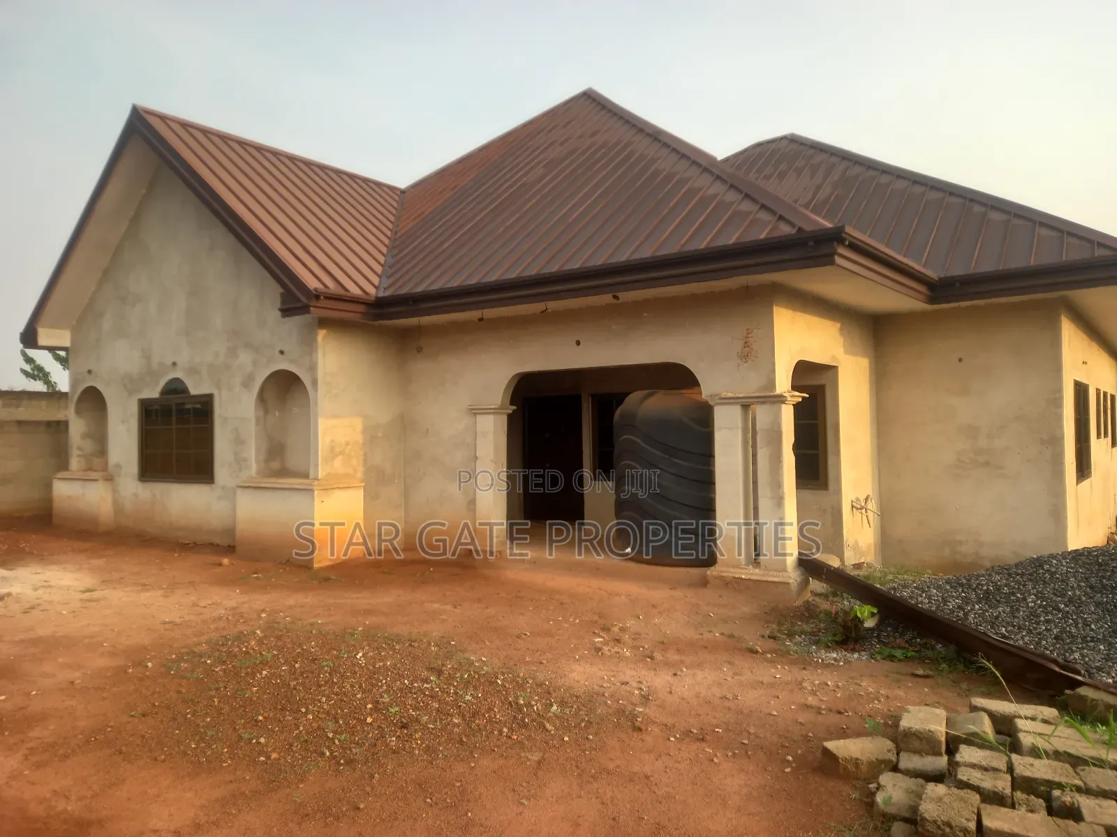 3bdrm House in Donyina (Saapeh), Kumasi Metropolitan for sale
