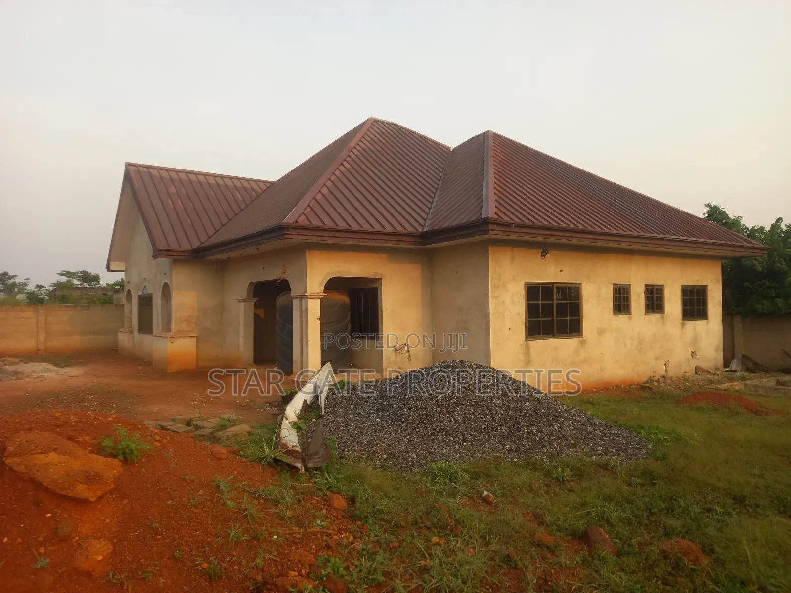3bdrm House in Donyina (Saapeh), Kumasi Metropolitan for sale