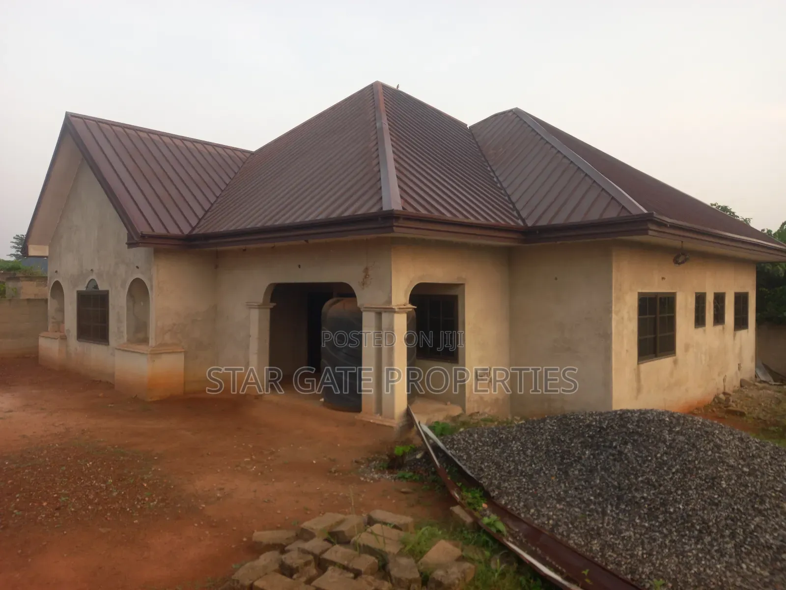3bdrm House in Donyina (Saapeh), Kumasi Metropolitan for sale