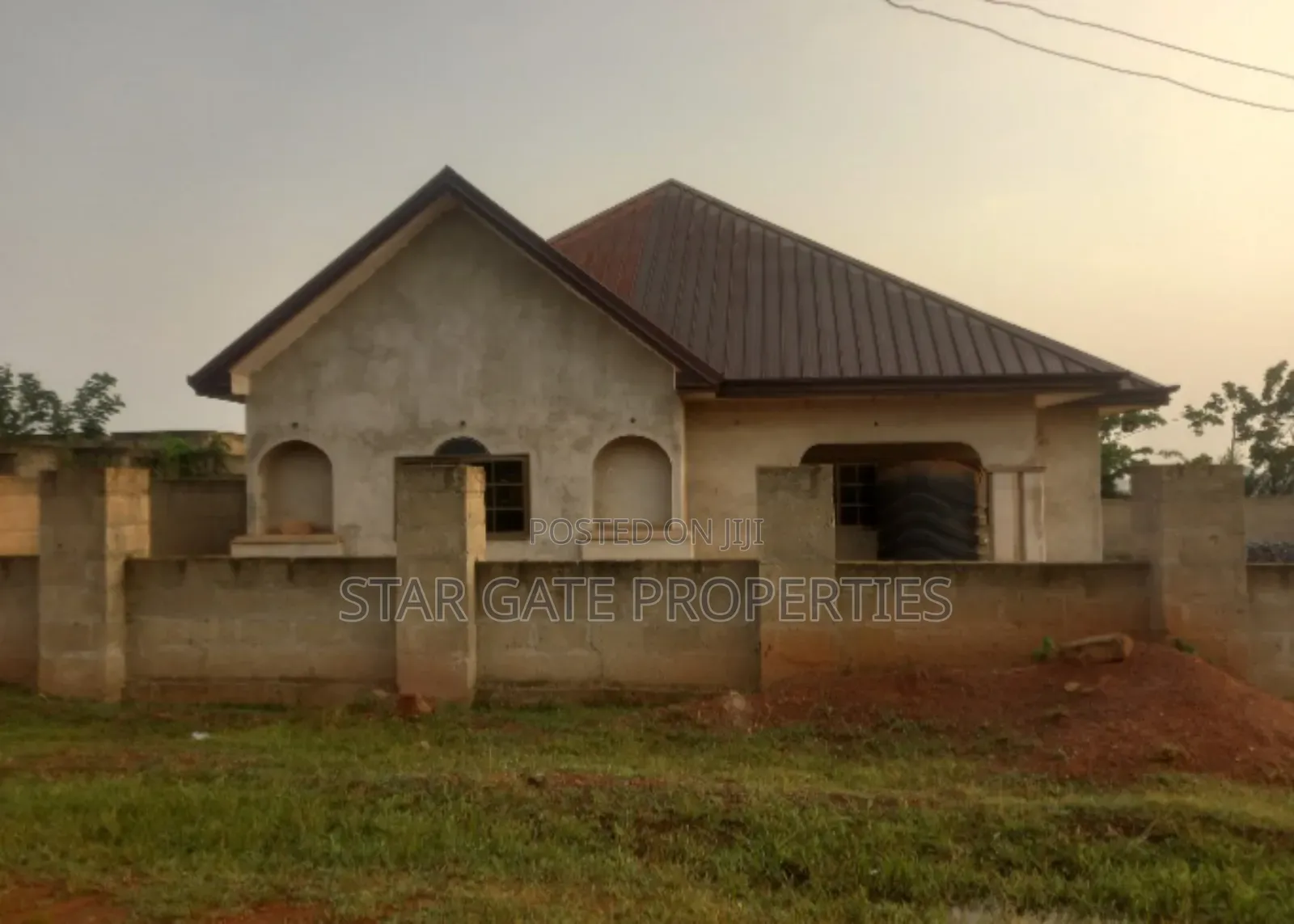 3bdrm House in Donyina (Saapeh), Kumasi Metropolitan for sale