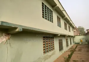 7bdrm House in Suame, Kumasi Metropolitan for sale