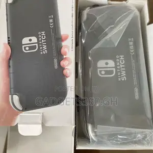 Brand New Nintendo Switch Lite (32gb Black)