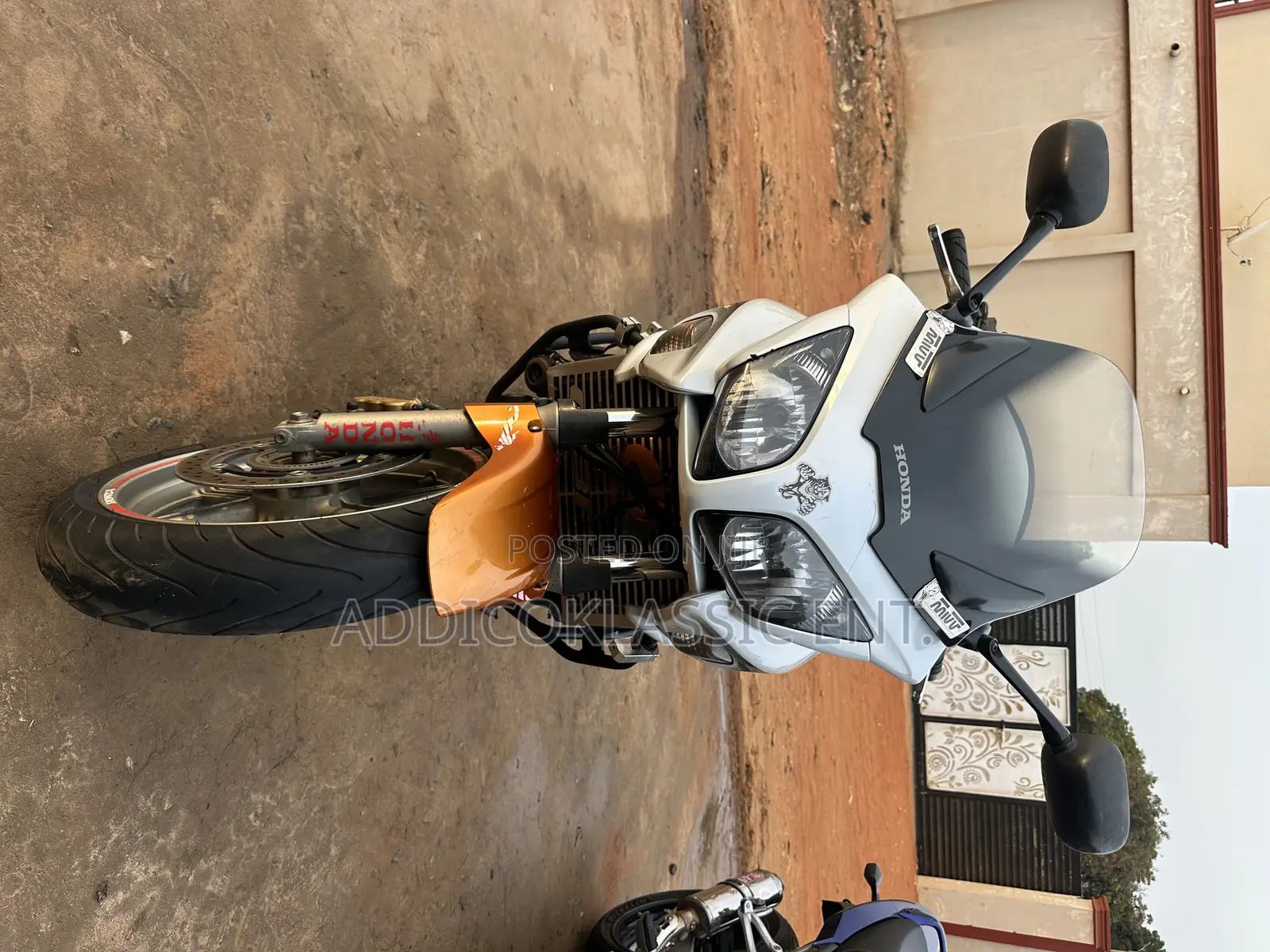 Honda CB 2009 White