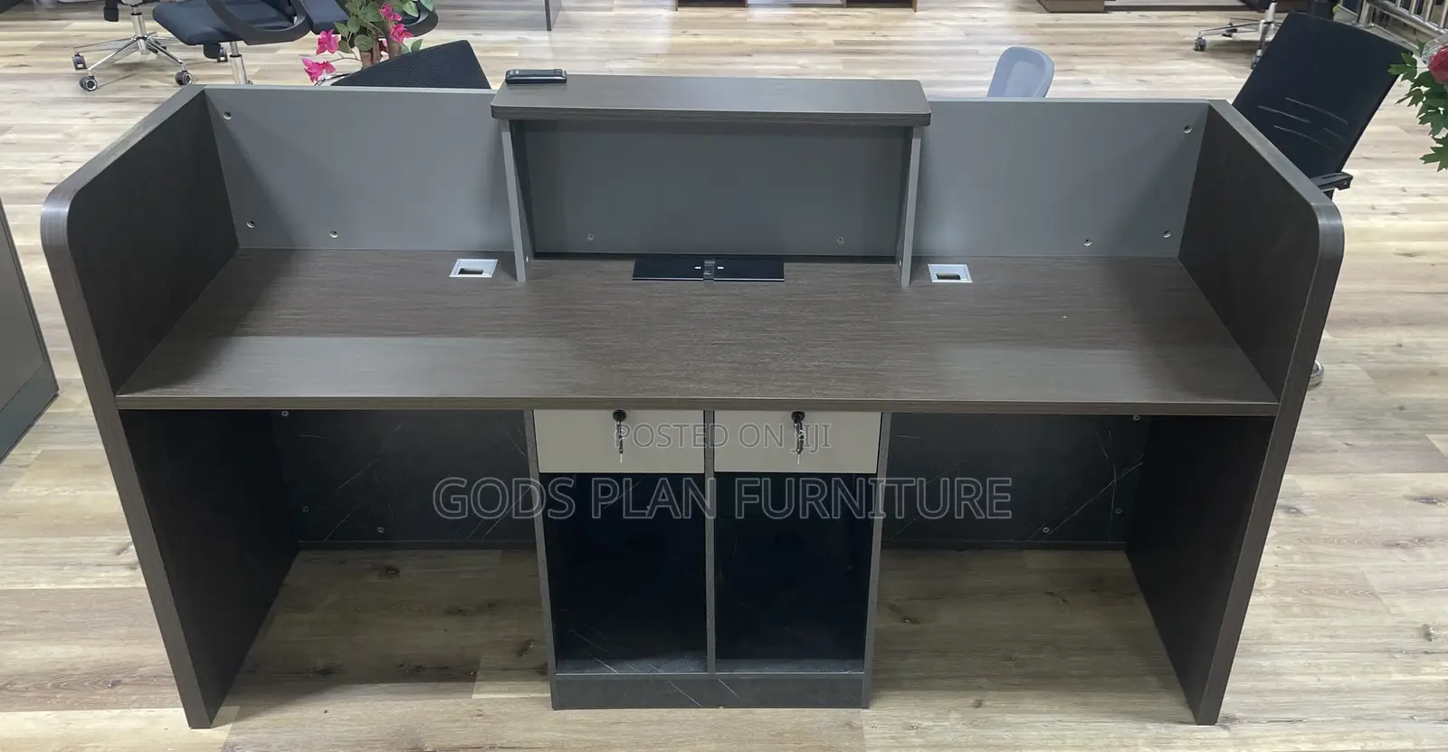 Front Desk Ld