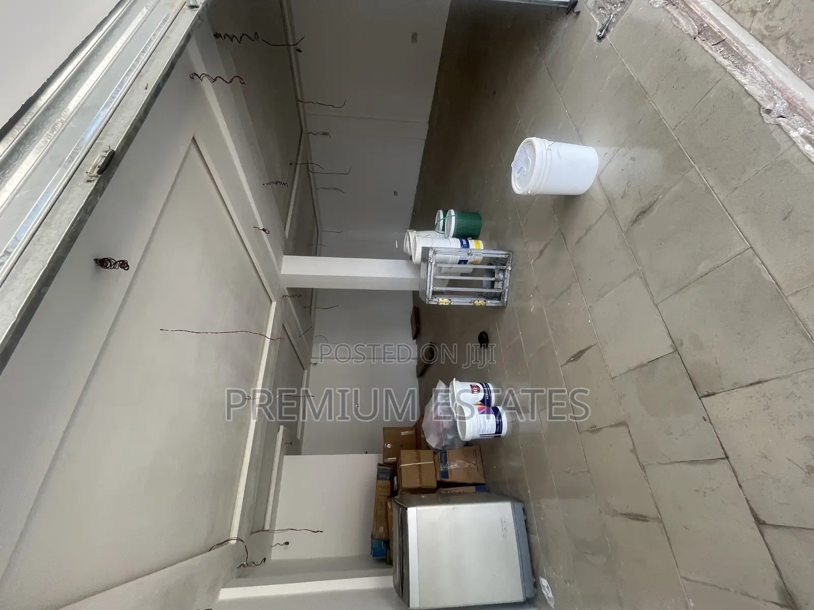Double Shop for Rent Close to School Junction