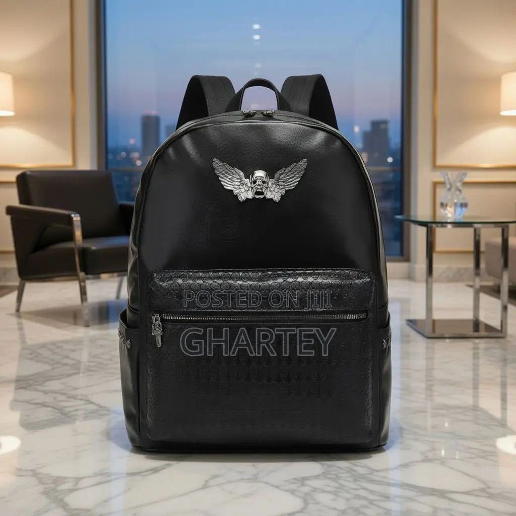 Skull‐Blaze Black Quality Leather Backpack