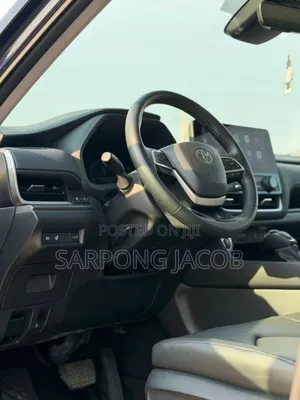 Toyota Grand Highlander XLE 2025 Blue