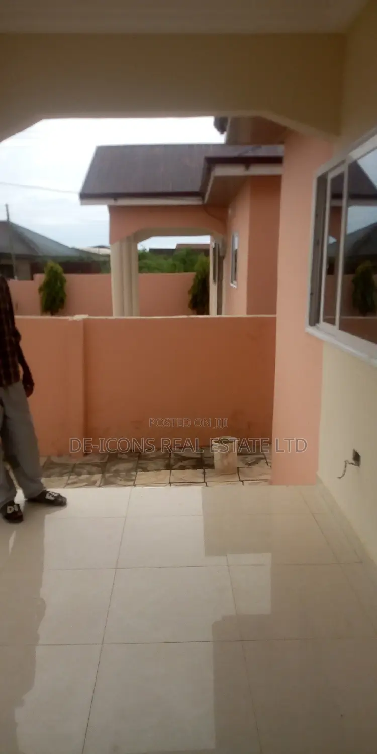 3bdrm House in Awutu Senya East Municipal for sale