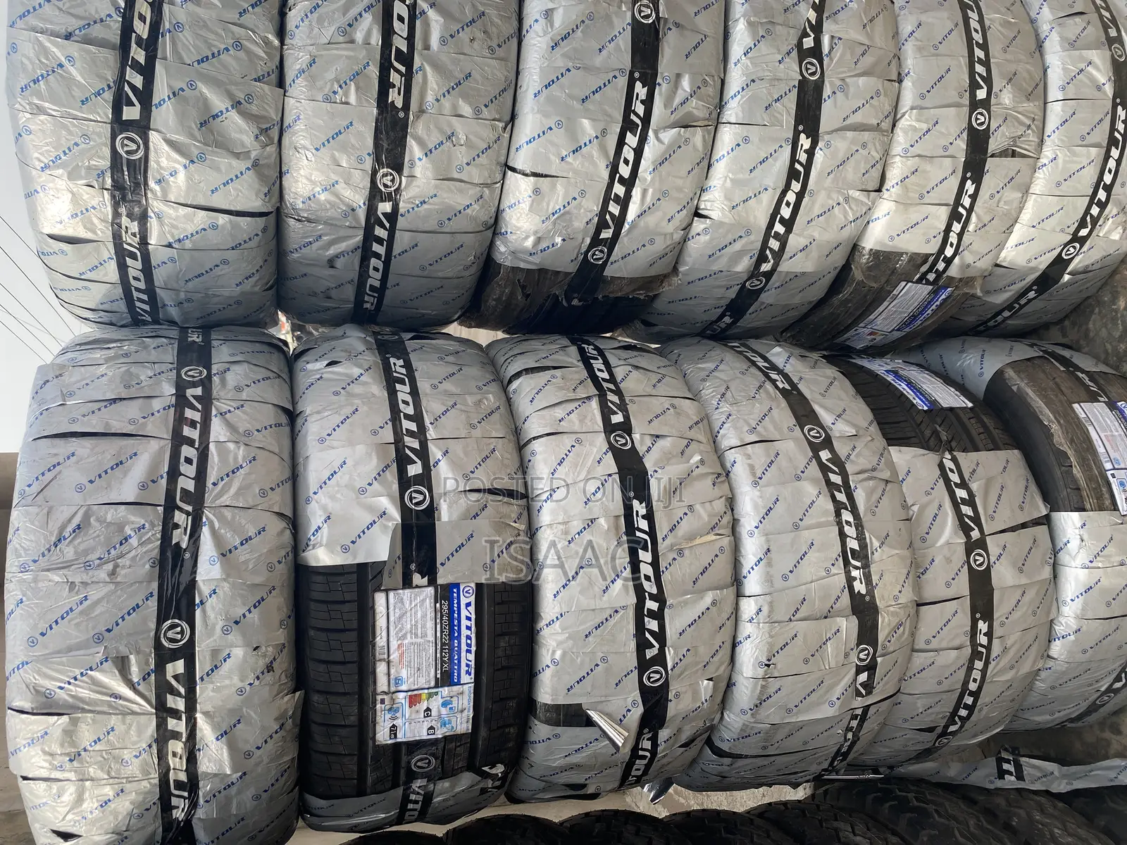 Car Tires 295/40 R22 Vitour and Goodyear