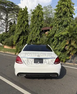 Mercedes-Benz C300 Base C300 AWD 4MATIC Sedan 2018 White