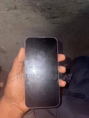 Apple iPhone 15 Plus 128 GB Pink