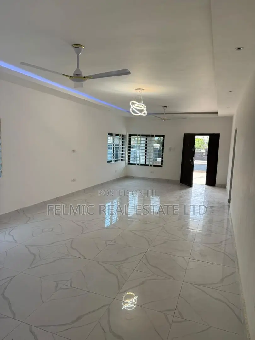 3bdrm House in Felmic Real Estate, Amasaman for sale