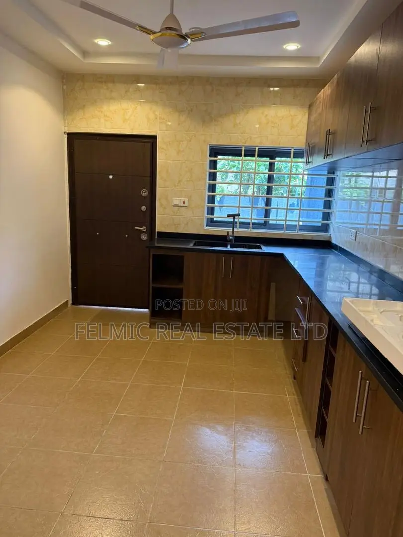 3bdrm House in Felmic Real Estate, Amasaman for sale