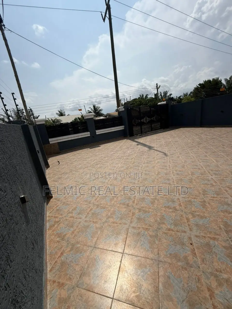 3bdrm House in Felmic Real Estate, Amasaman for sale