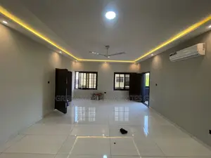 3bdrm Duplex in Parakuo Estate for rent