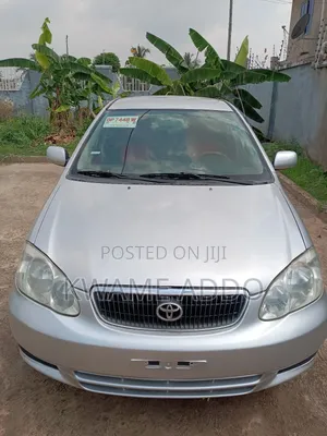 Toyota Corolla Base 4dr Sedan (1.8L 4cyl 5M) 2010 Silver