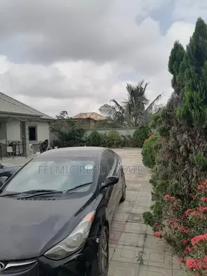 5bdrm House in Felmic Real Estate, Amasaman for sale