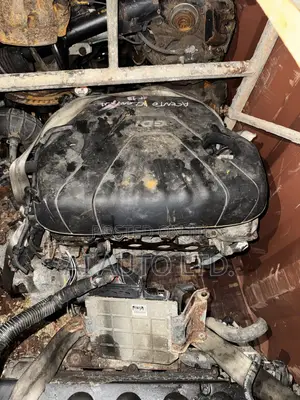 12-17 Accent Engine Complete With Gearbox.