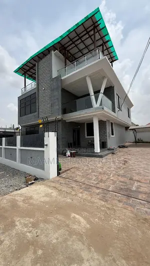 Furnished 4bdrm Duplex in East Legon for sale