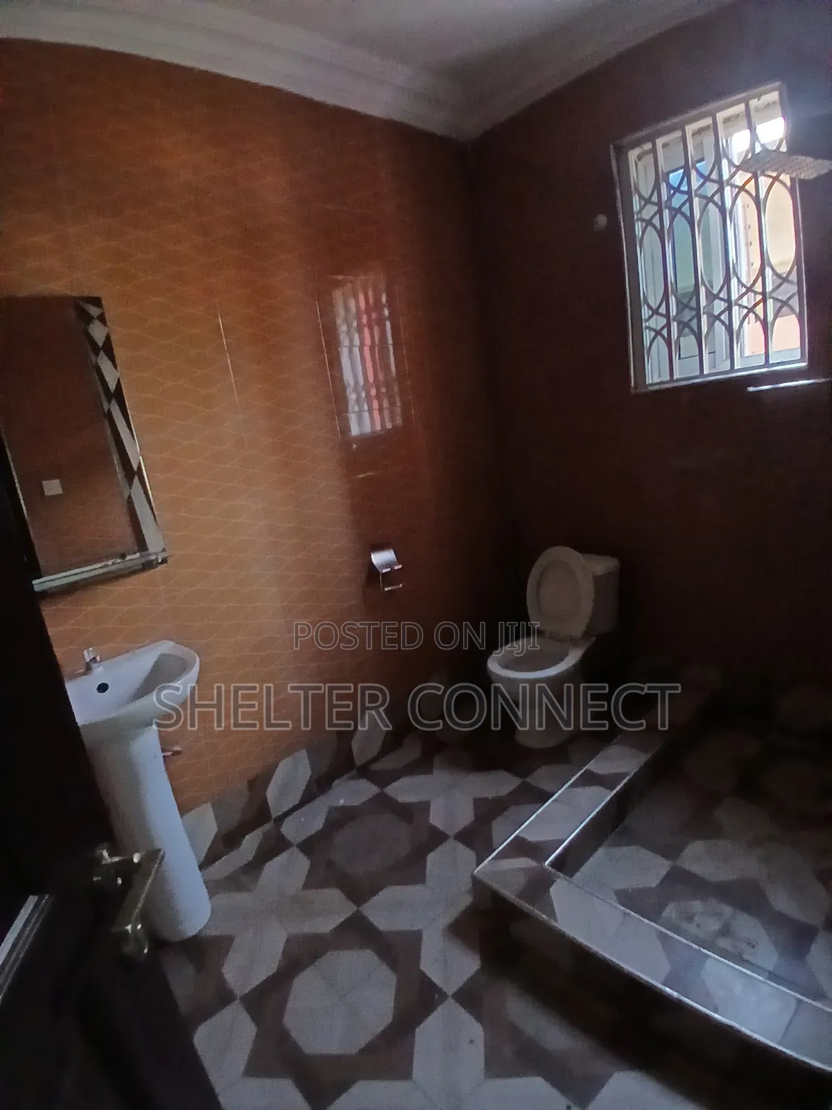 4bdrm Apartment in Teiman, Oyarifa for rent