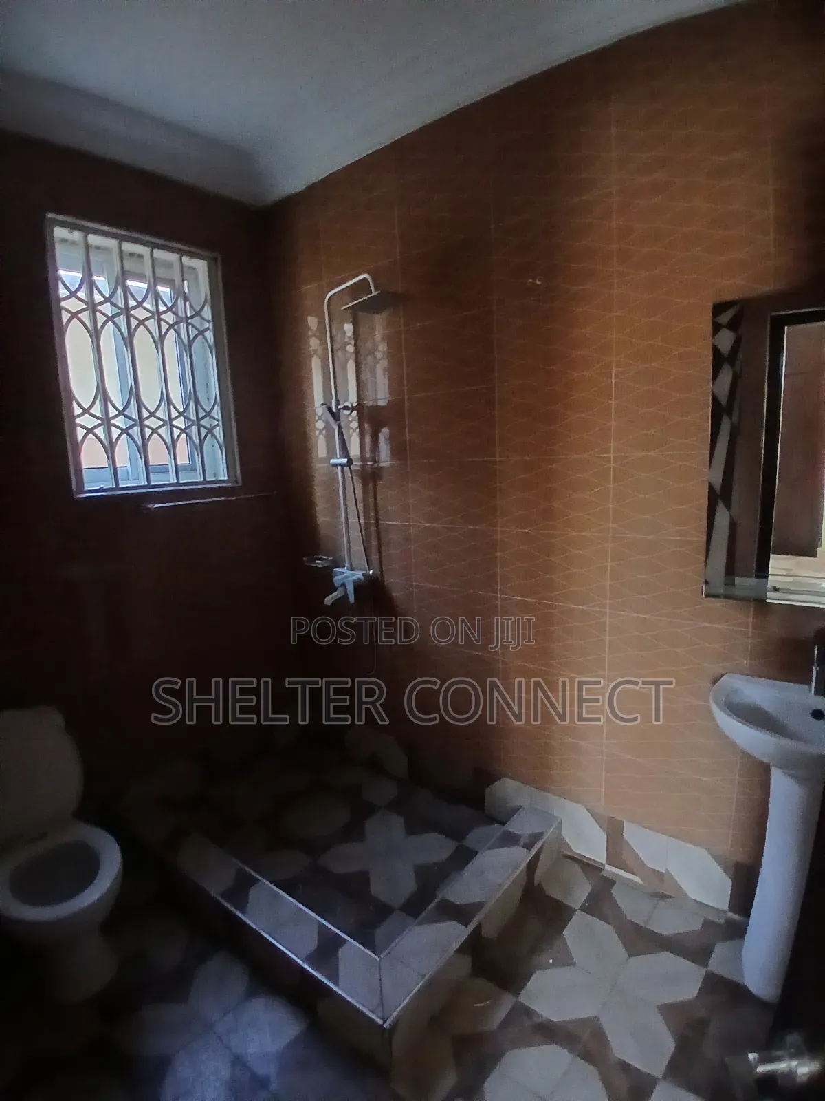 4bdrm Apartment in Teiman, Oyarifa for rent