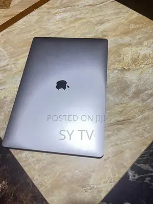 Laptop Apple MacBook Pro 2019 16GB Intel Core i7 SSD 512GB