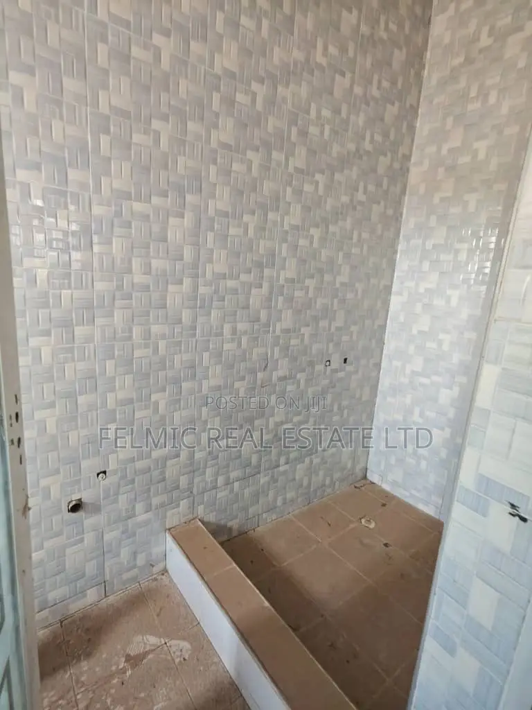 3bdrm House in Felmic Real Estate, Community 25 for sale