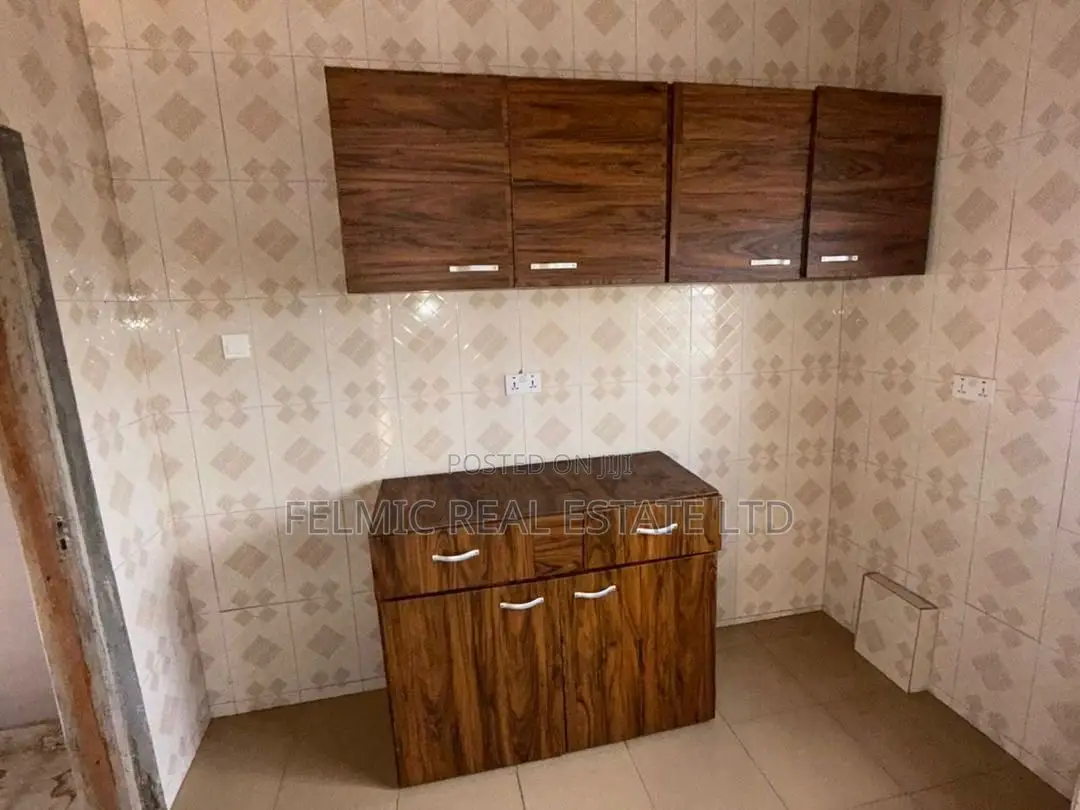 4bdrm House in Felmic Real Estate, Mangoase for sale