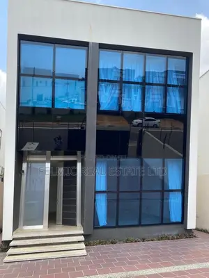 4bdrm Duplex in Felmic Real Estate, A&C Mall Area for rent