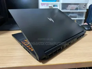 New Laptop Acer Nitro 5 16GB AMD Ryzen 7 SSHD (Hybrid) 512GB