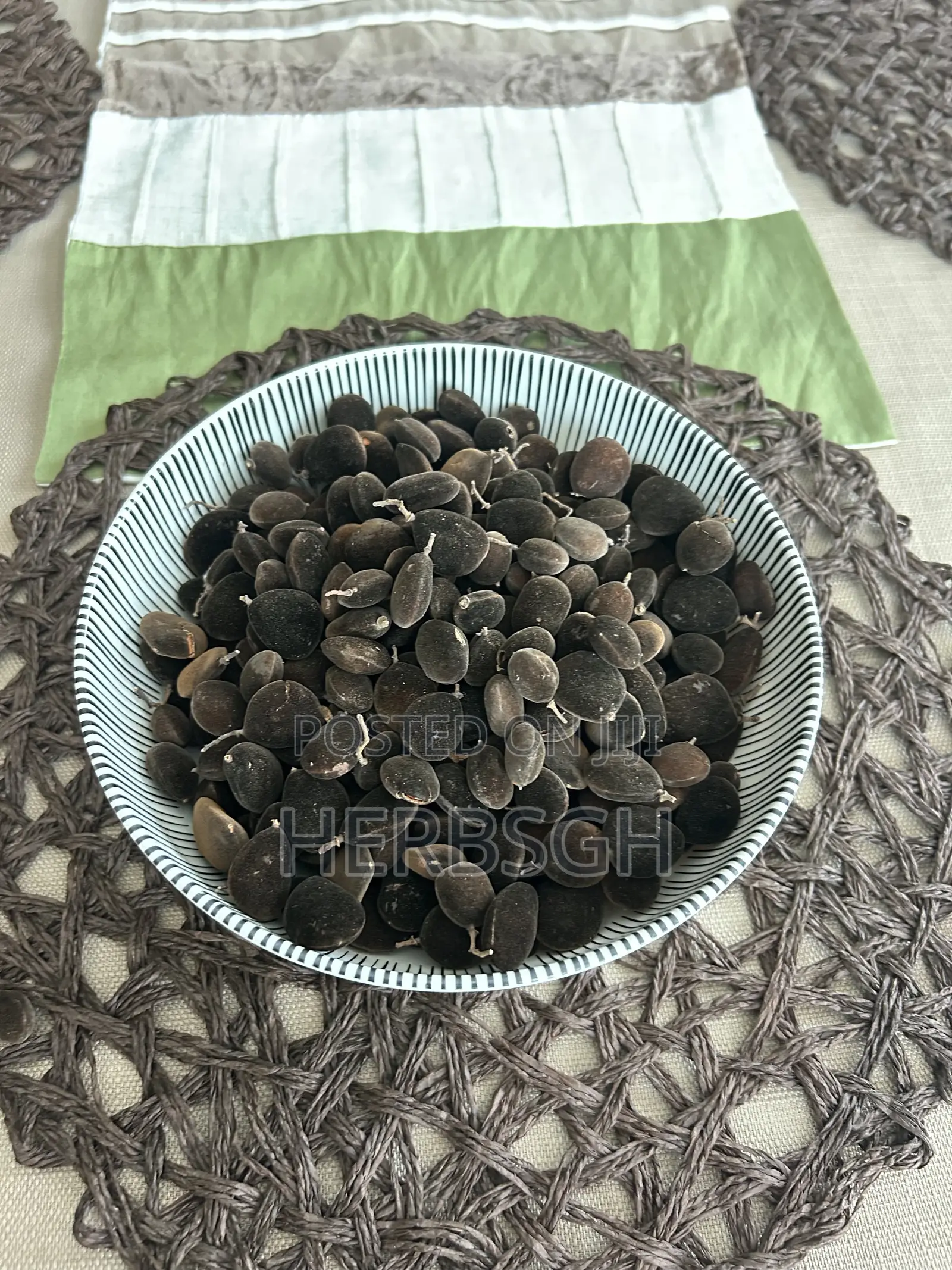 Yooyi | Black Velvet Tamarind