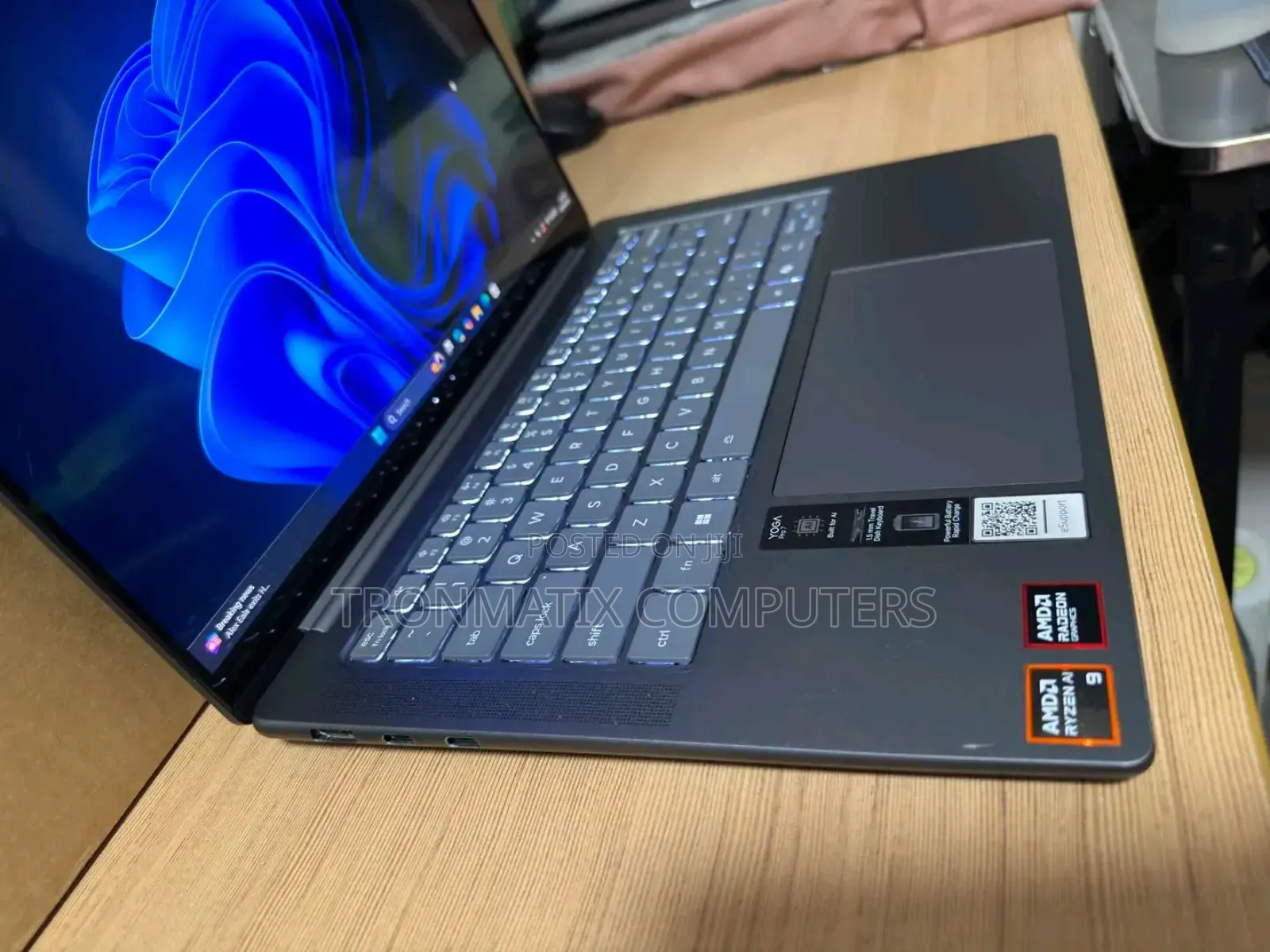 New Laptop Lenovo 500e 16GB AMD Ryzen 9 SSD 1T
