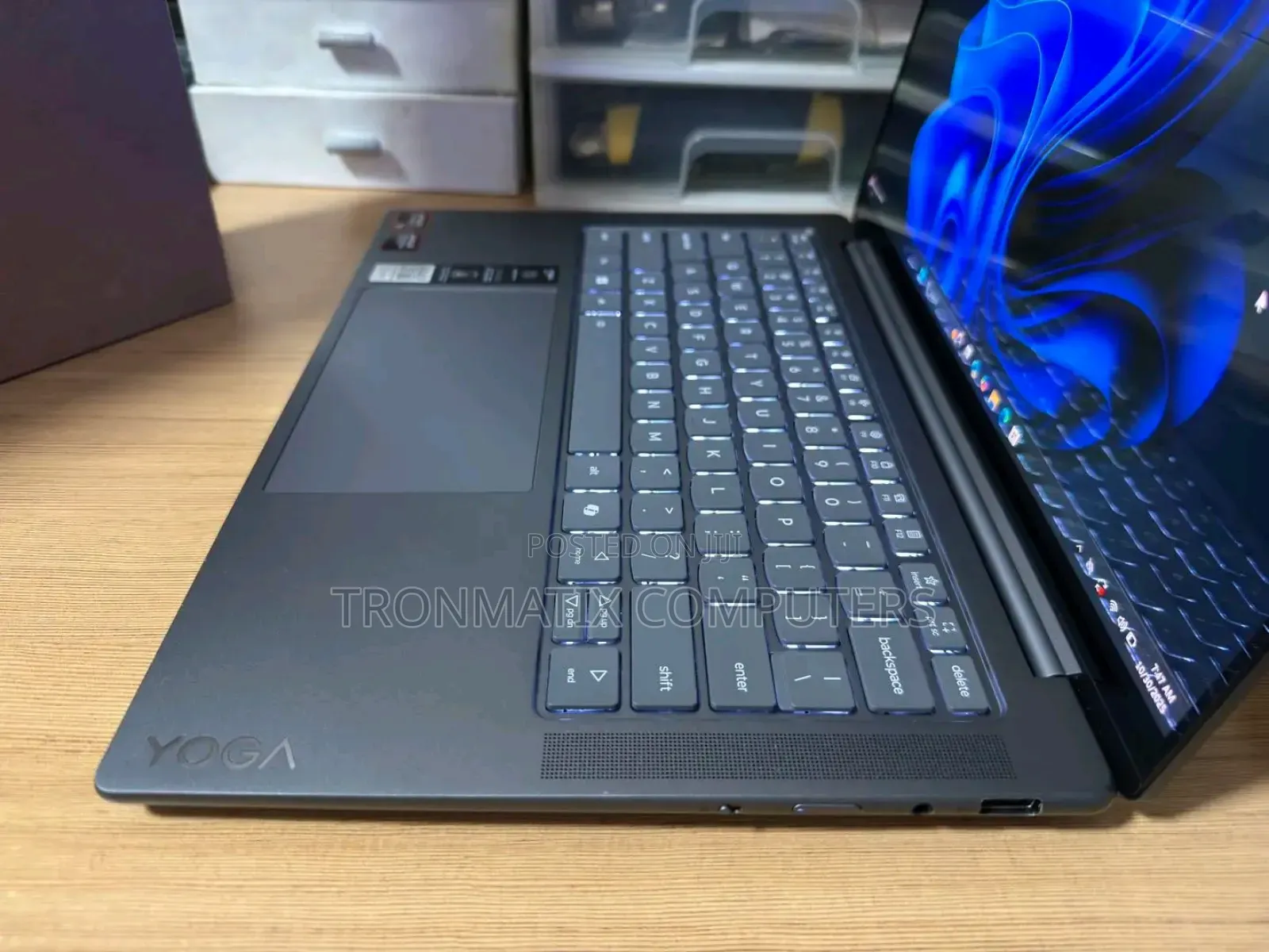 New Laptop Lenovo 500e 16GB AMD Ryzen 9 SSD 1T