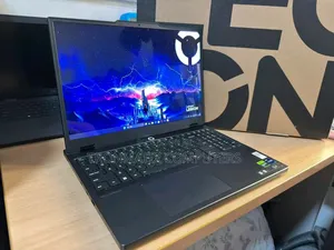 New Laptop Lenovo G710 24GB Intel Core i9 SSD 1T