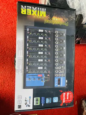 Yamaha F7 Live Mixer