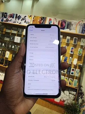 Apple iPhone XR 128 GB White