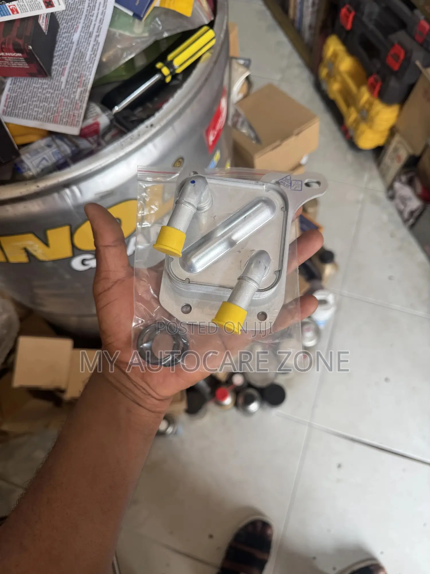 Engine Oil Cooler for 2018-2024 Nissan Kicks Versa 1.6l 21305-5rb0a