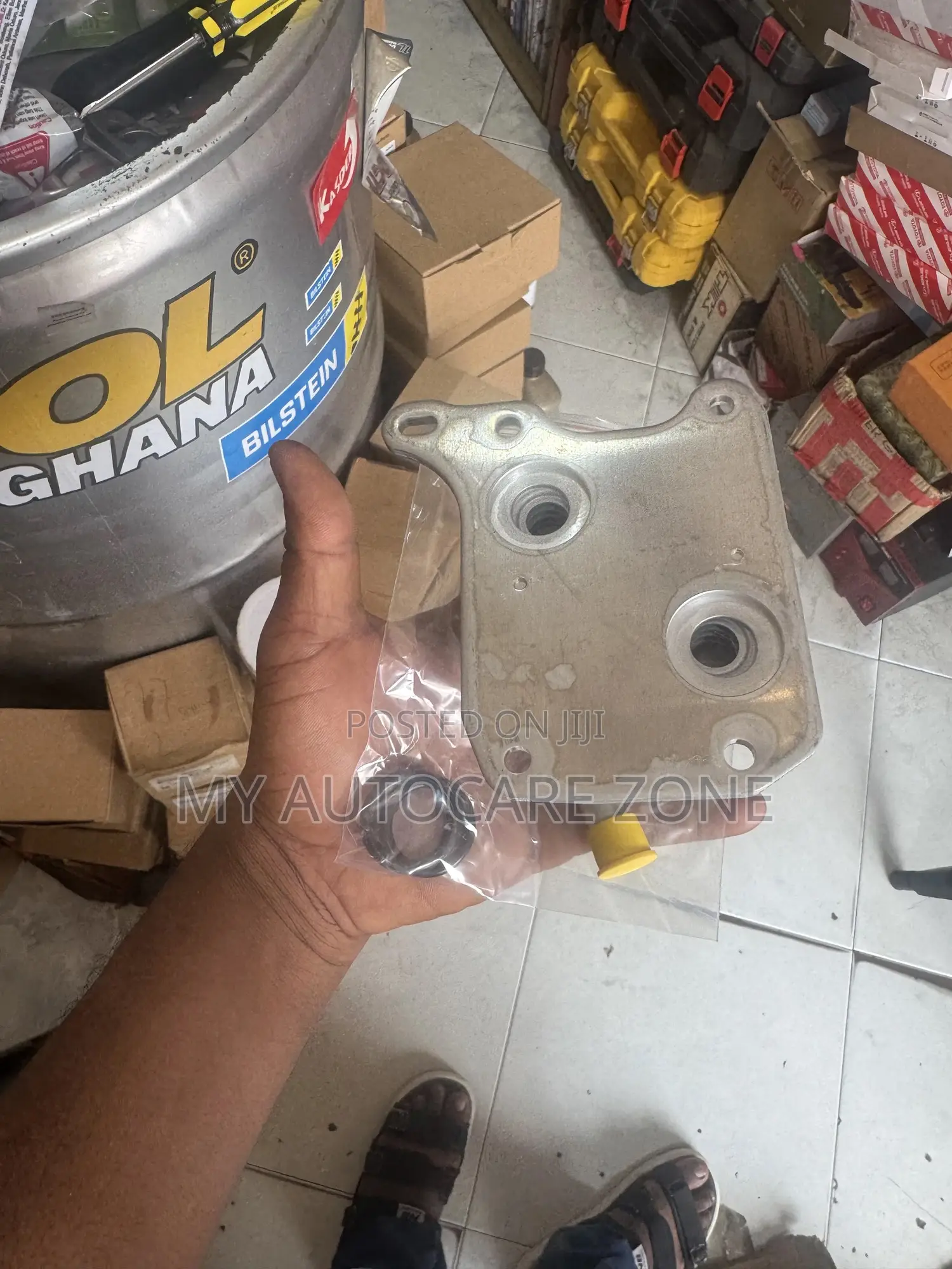 Engine Oil Cooler for 2018-2024 Nissan Kicks Versa 1.6l 21305-5rb0a