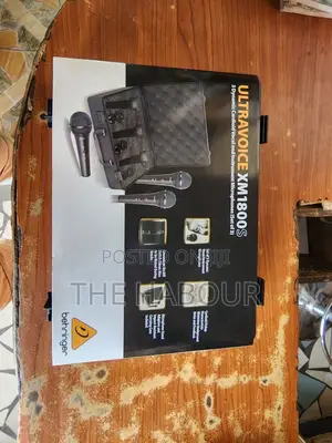Behringer Ultravoice Xm1800s Microphones 3-in-1 Set