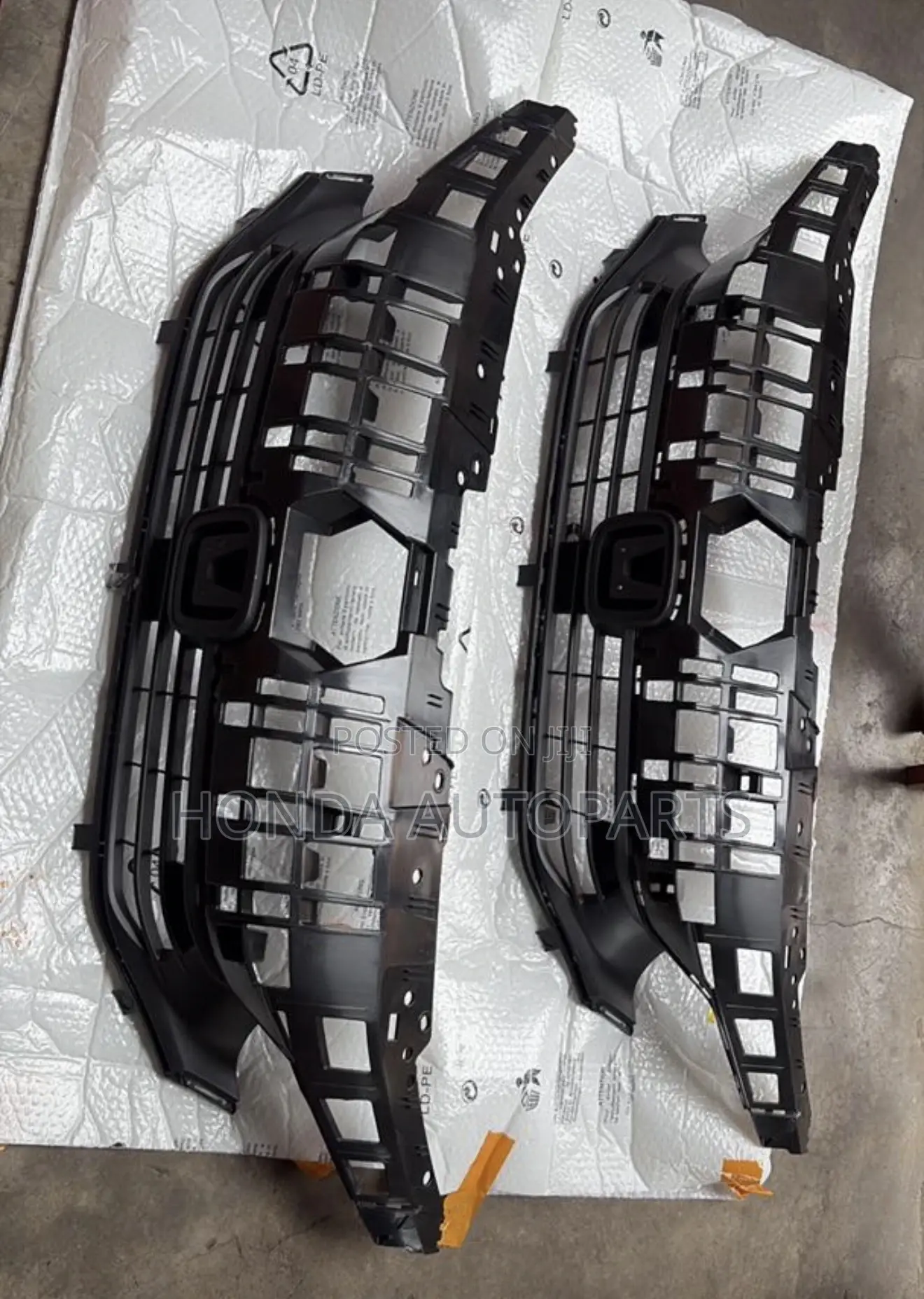 Civic 2023 Top Grille.