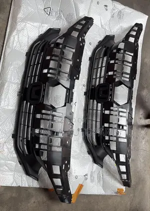 Civic 2023 Top Grille.