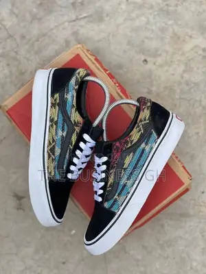 Vans Sneakers